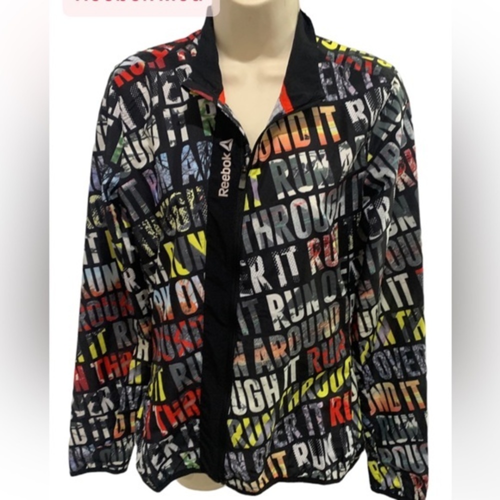 Reebok Run Printed Windbreaker Women’s Size Med EUC‎